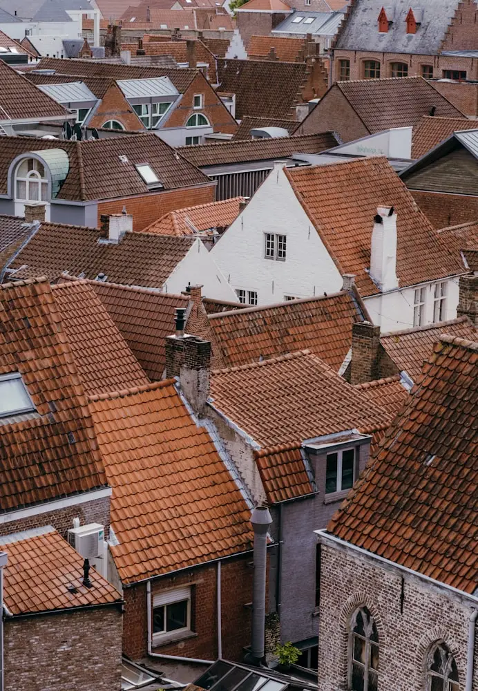 Vue des toits en Belgique